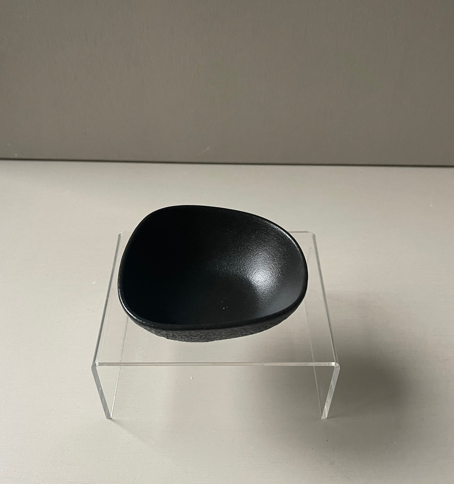 Stone asymmetrical serving bowl black