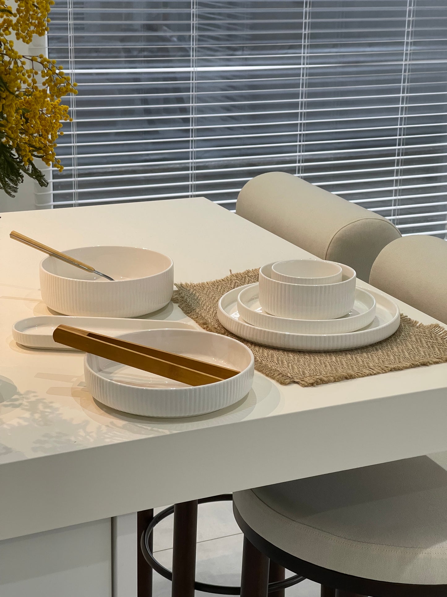 Assiette de service série Lineless