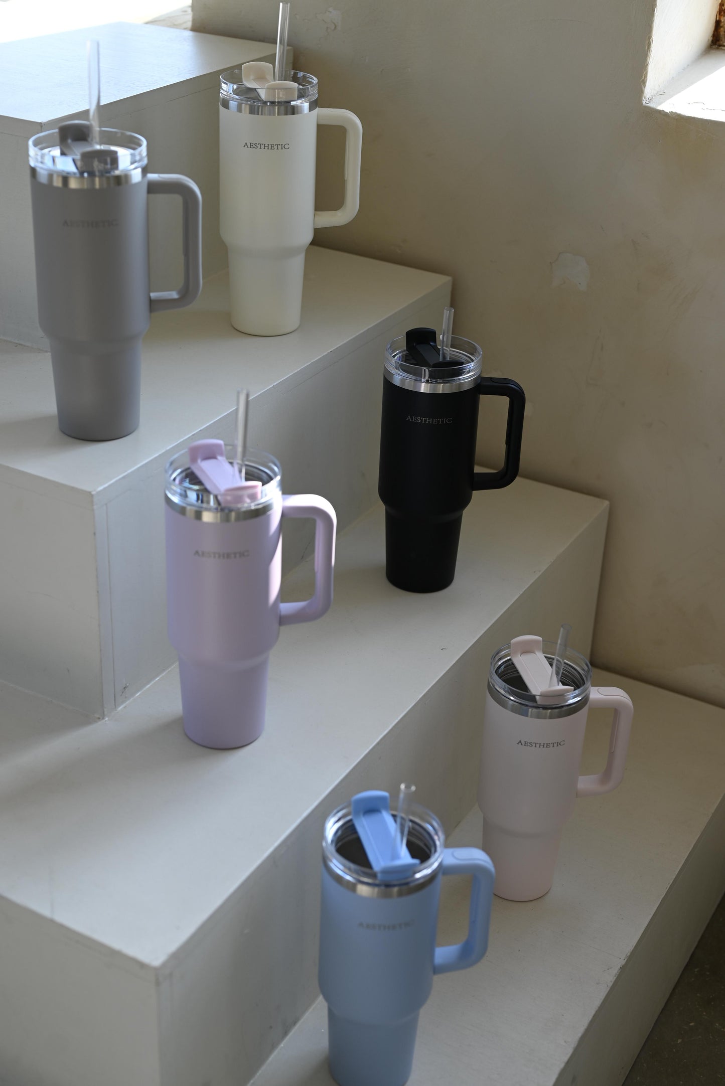 Aesthetic baby pink Thermobeker met Handvat en Rietje