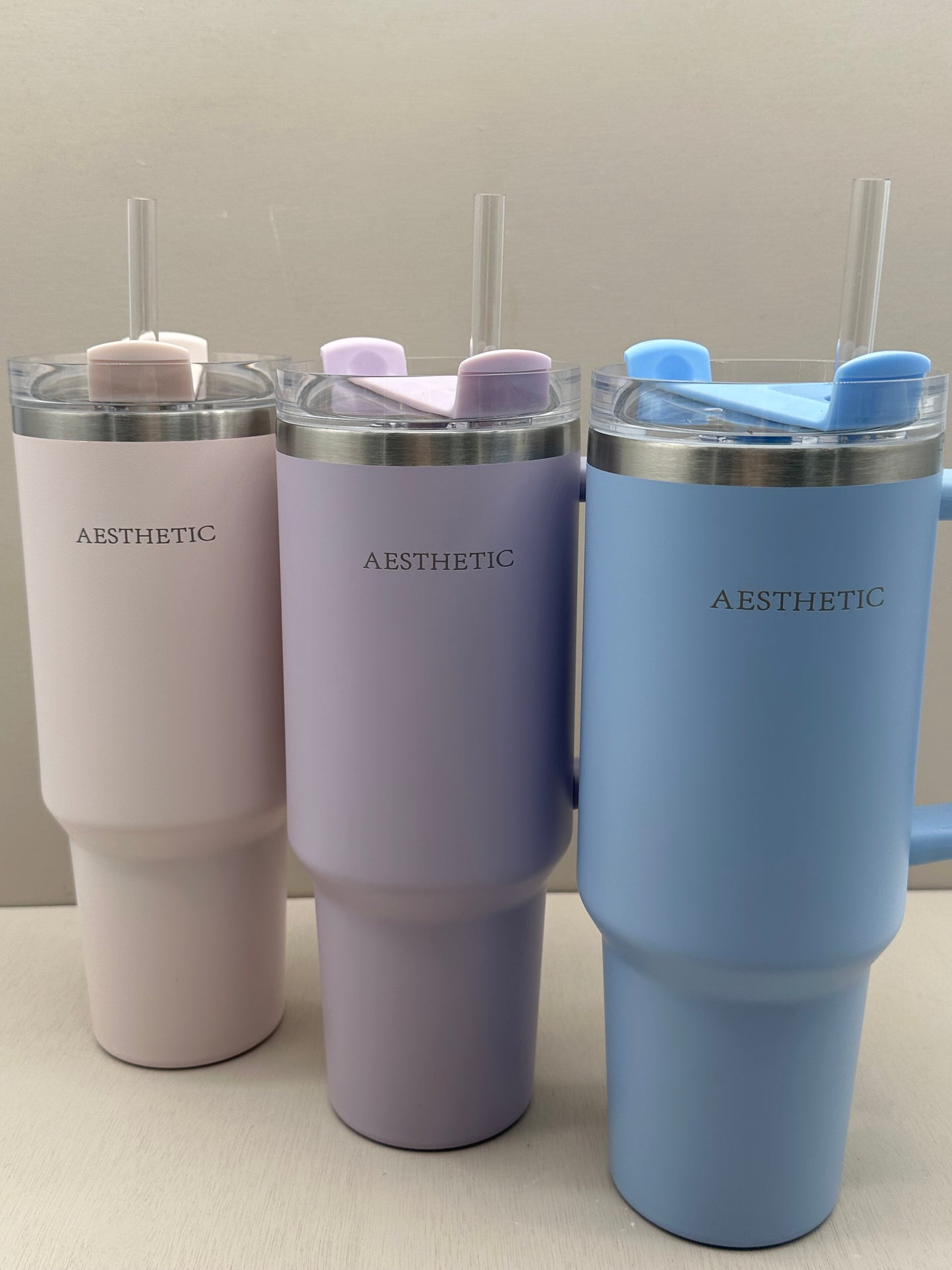Aesthetic mauve Thermobeker met Handvat en Rietje”