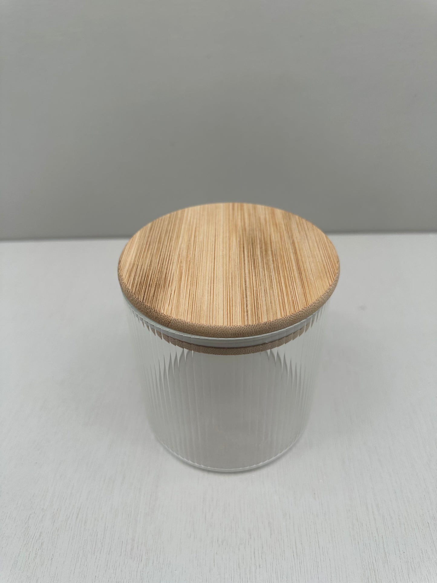 Voorraadpot ribbleglass short - bamboe deksel - 600ml